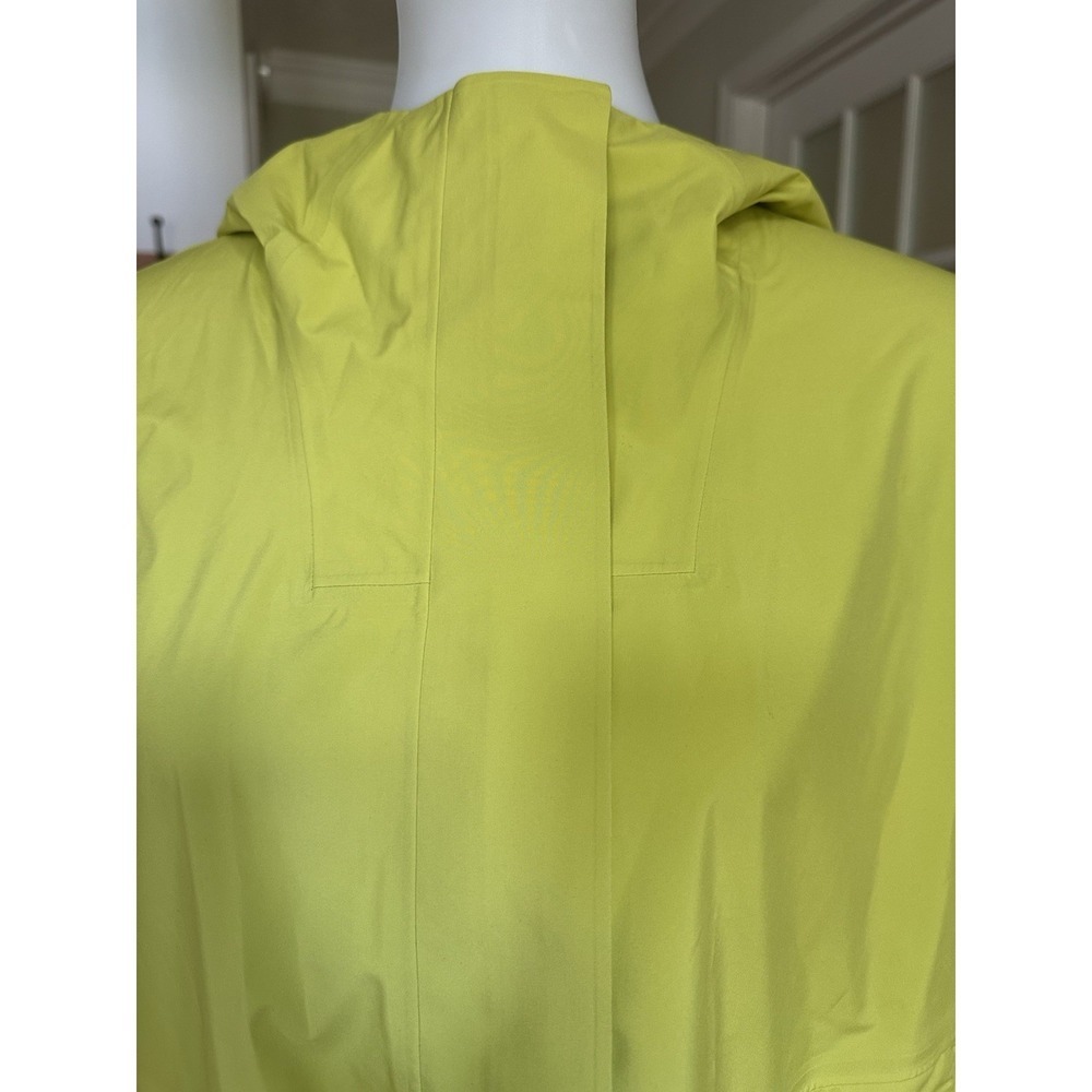 LULULEMON LAB Waterproof Shell Women's Size 12 Yellow Serpentine $248 Jacket - Picture 6 of 12